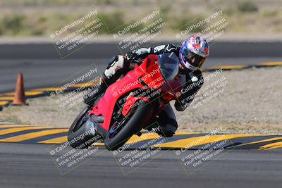 media/Nov-06-2022-SoCal Trackdays (Sun) [[208d2ccc26]]/Turn 11 (10am)/